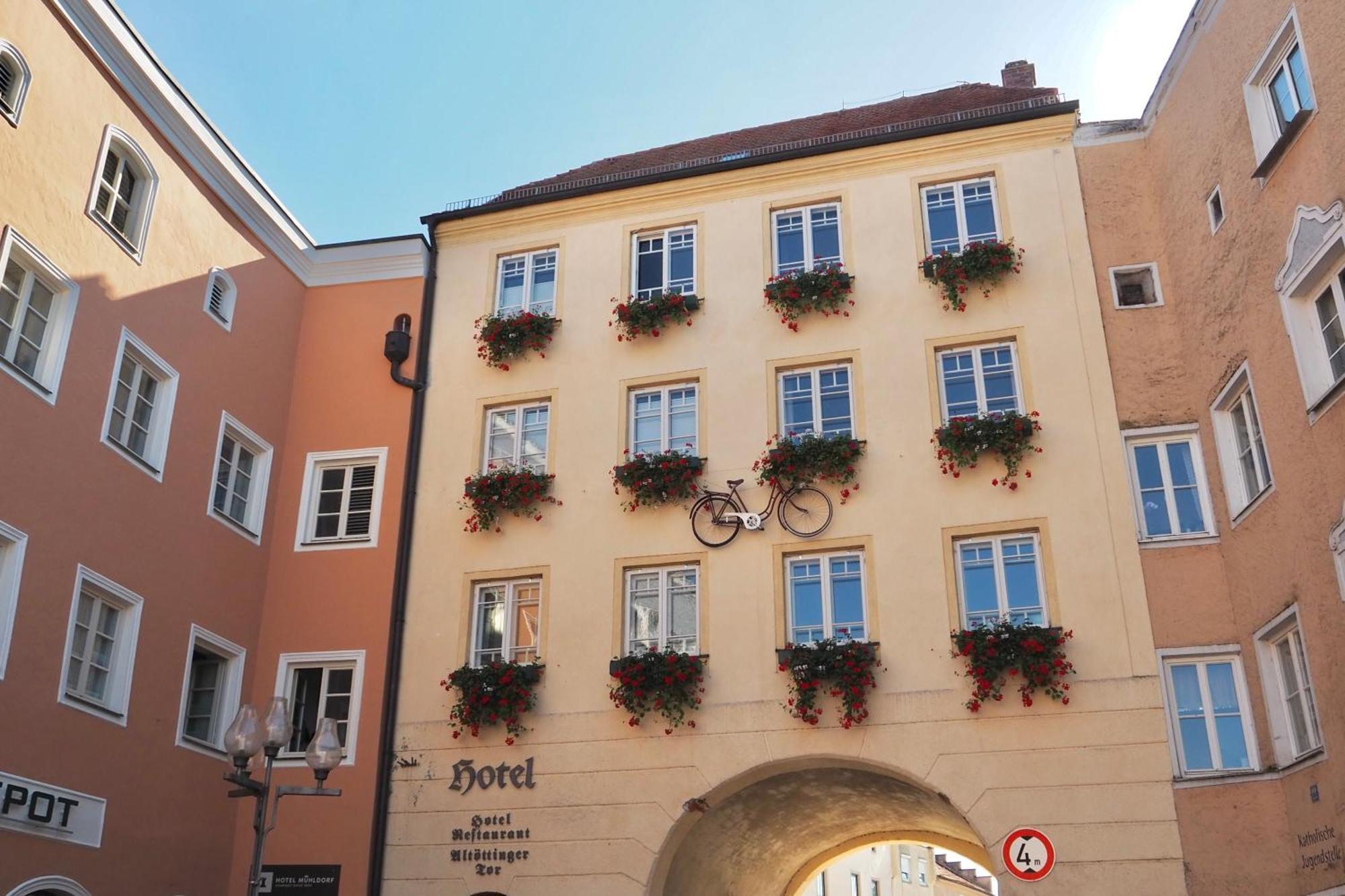 Hotel Muehldorf 外观 照片